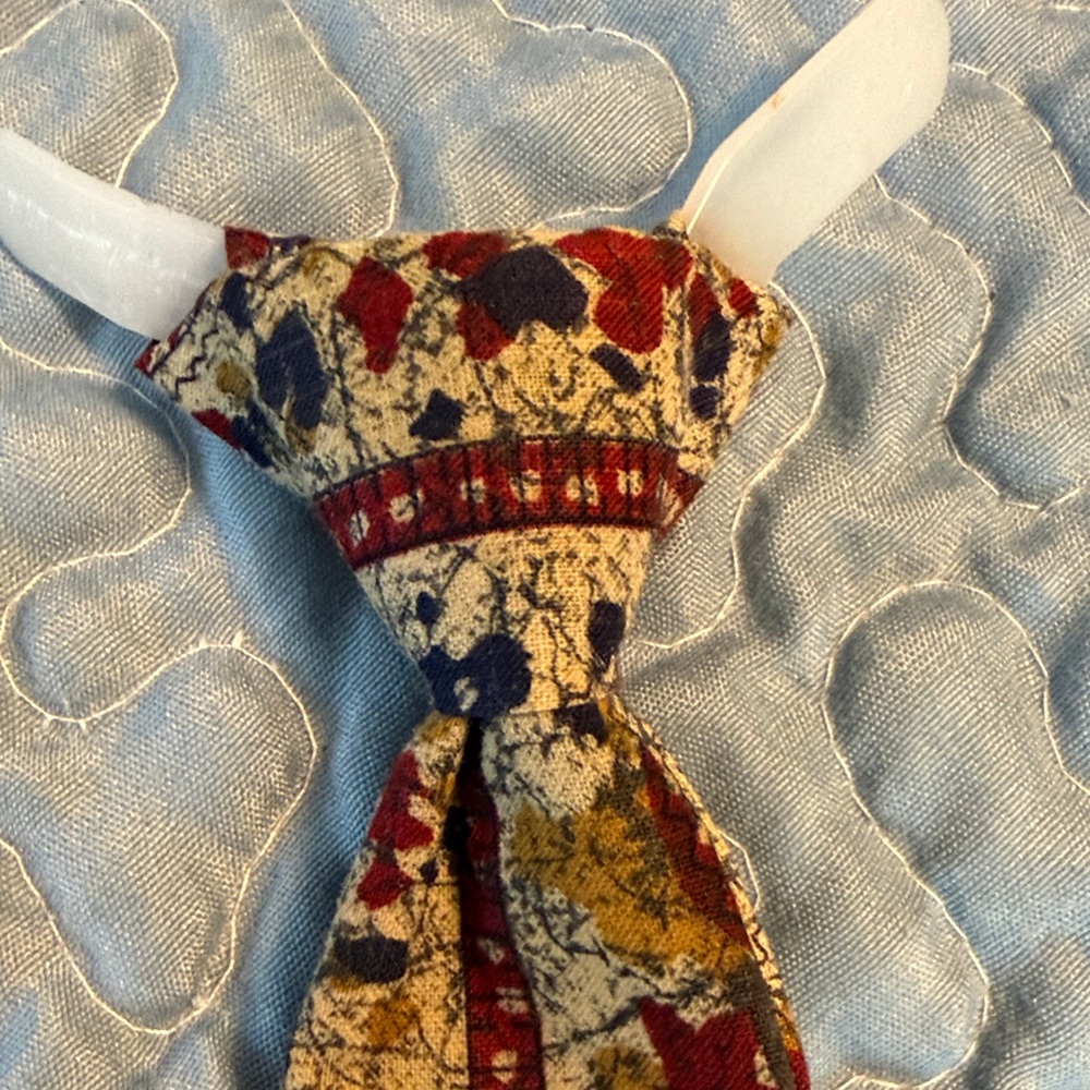 Vintage  Batik Tie  hogberg's la jolla CALIFORNIA cotton Square End Tie ERNST